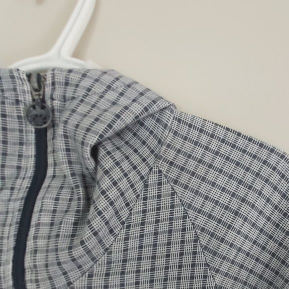 Bench zip up Hoodie - Picture 5 of 8